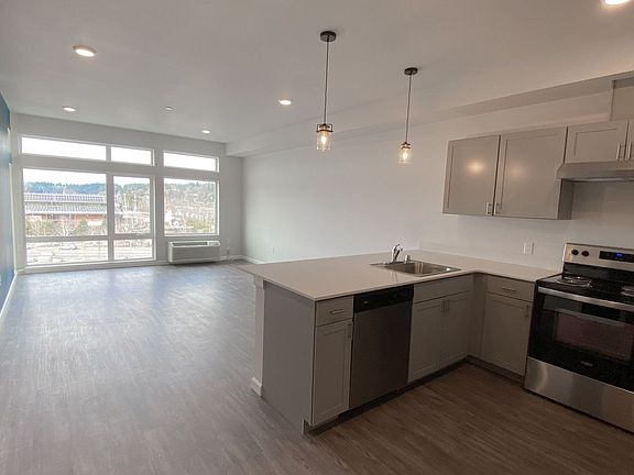 5th image of 510 State Ave NE #408