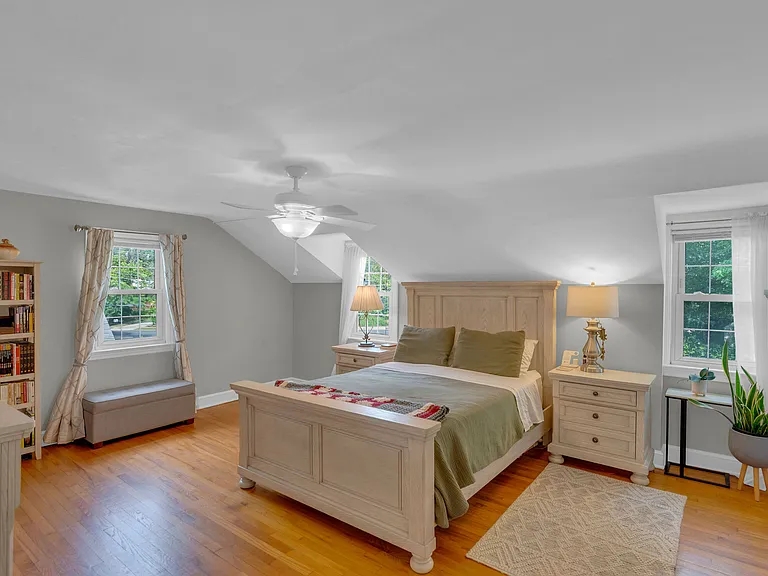 247 Lawnside Ave — Photo 32