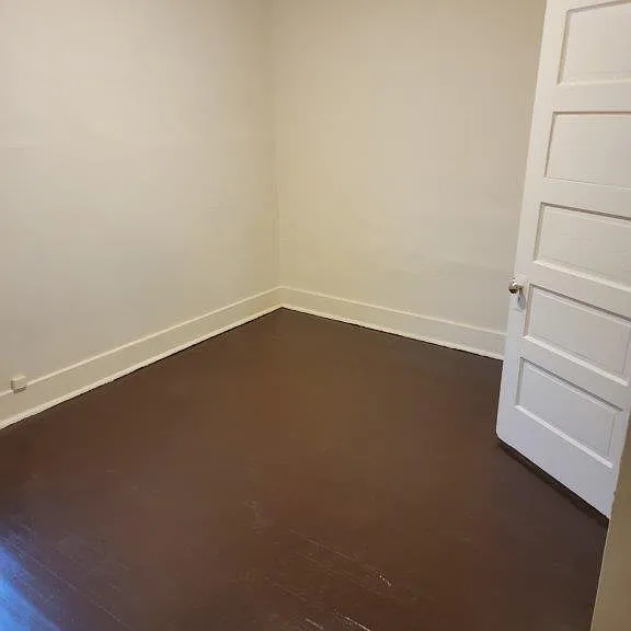 Pattison St — Photo 18