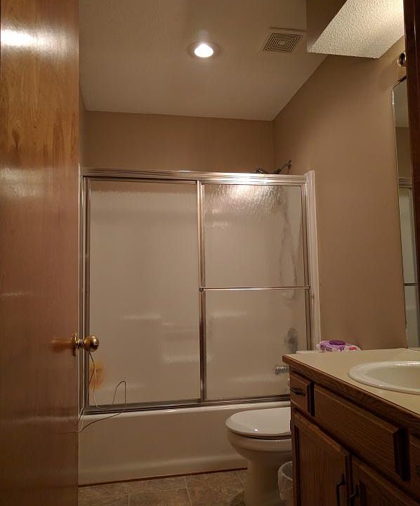 2nd image of 3316 S Leawood Ave APT A