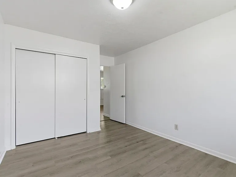 1017 W Washita St — Photo 10