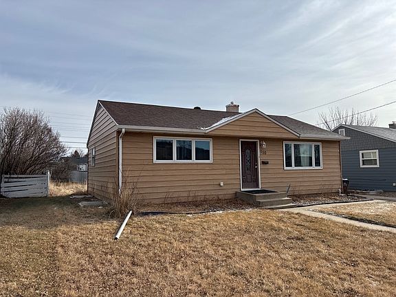 3rd image of 950 Joy Ave