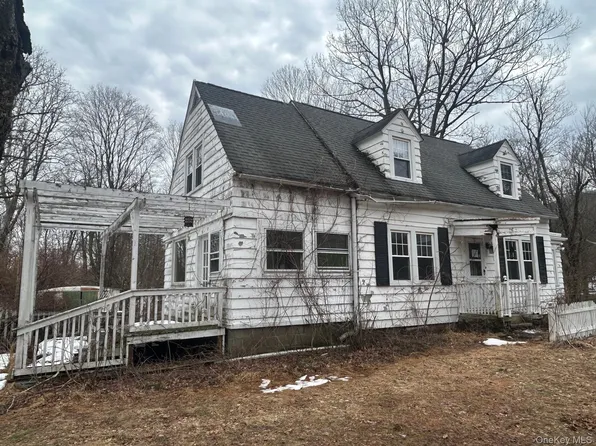 6 Erin Court, Cornwall, NY 12518