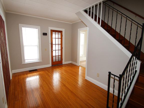 3rd image of 51 East Ave #2