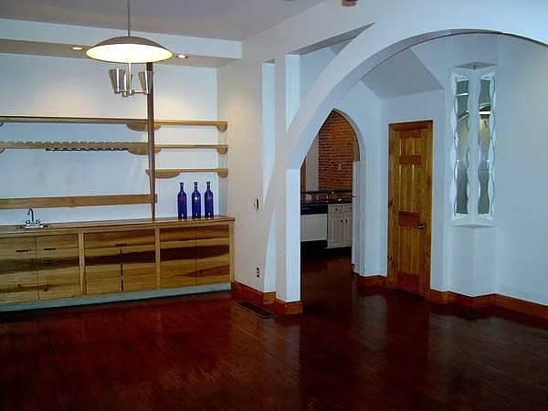 Building Photo - 4906 Franklin Blvd #1