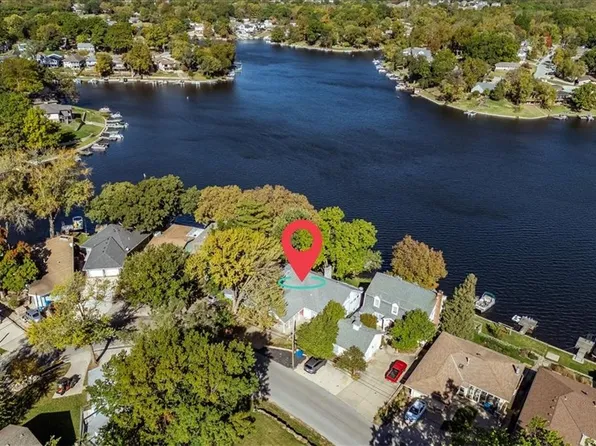 1081 S Shore Dr, Kansas City, MO 64151