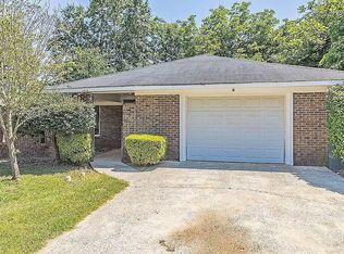 102 Modred Ct, Warner Robins, GA 31093