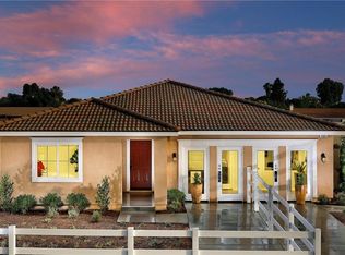 320 Brittania Rd, Hemet, CA 92543