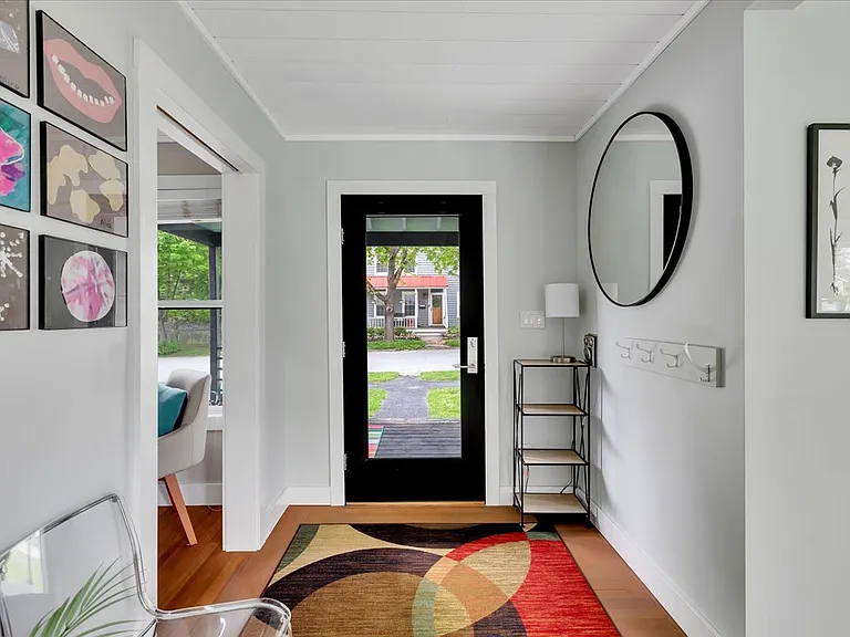 116 Catherine St — Photo 6