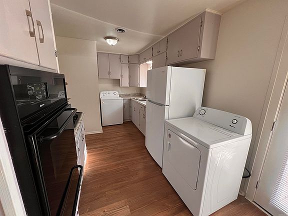 2nd image of 405 Angus St