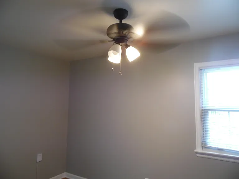 352 Harvard Dr — Photo 6