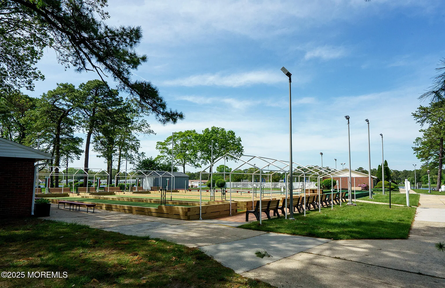 30F Cambridge Court photo 1