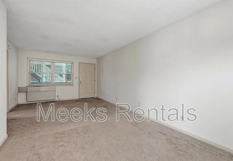 1655 6th Ave — Photo 3