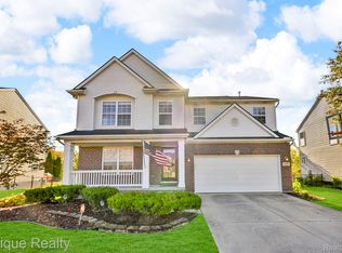 1735 Savannah Ln, Ypsilanti, MI