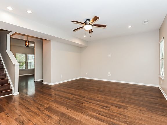 4th image of 2208 Ambergate Dr