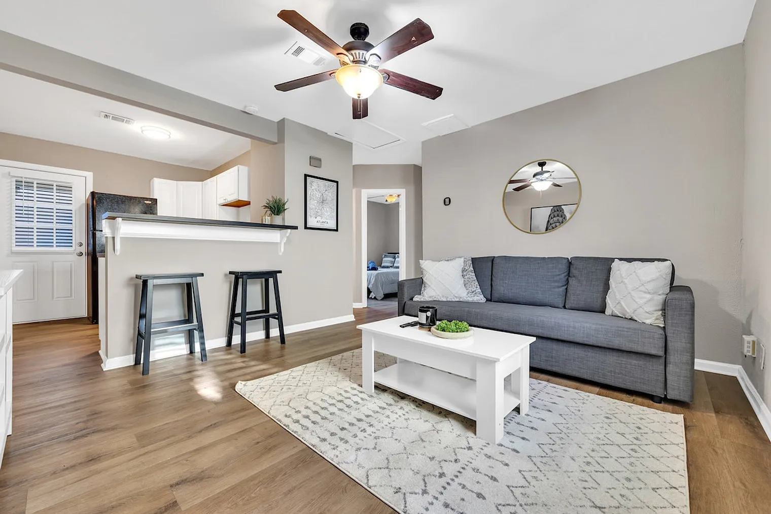 2 bed, 1.0 bath, $4,080 — Photo 1