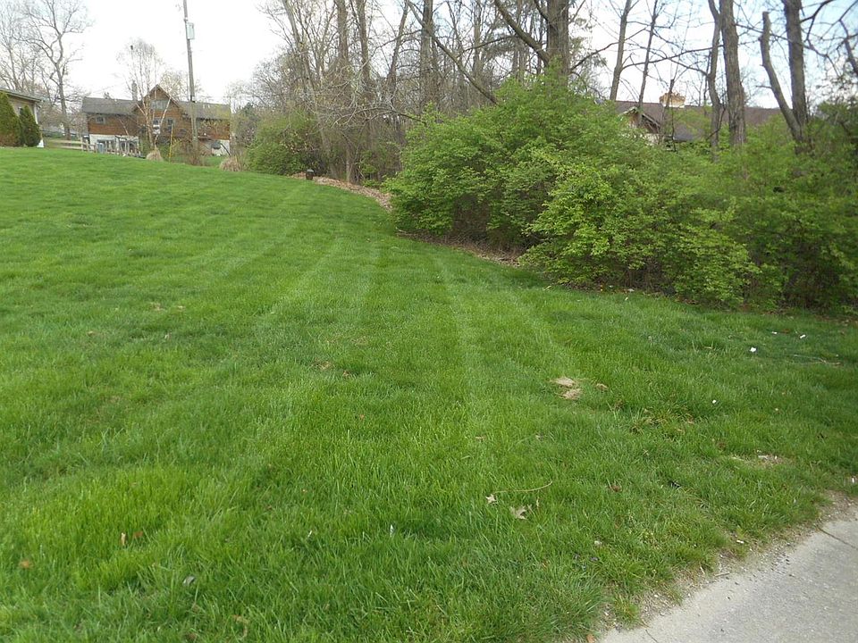 2nd image of 9749 Winton Rd