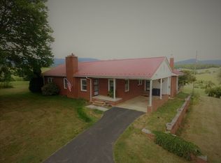 1174 Comers Rock Rd, Elk Creek, VA 24326