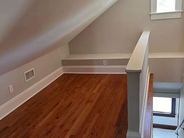 2404 N Morgan St — Photo 24