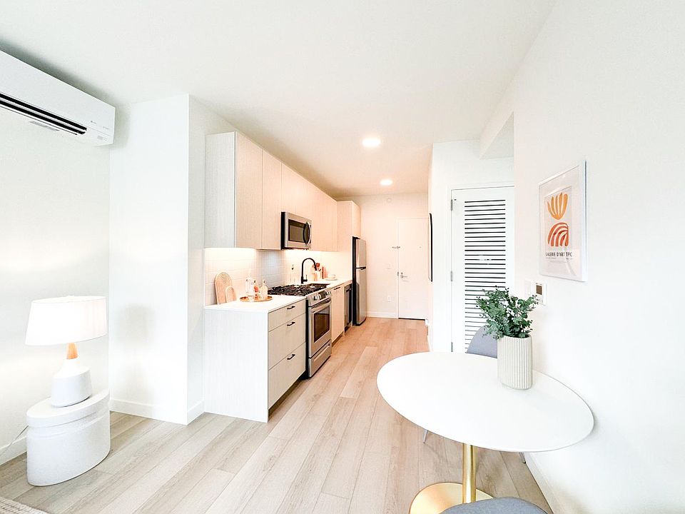 1st image of 15310 88th Ave #1