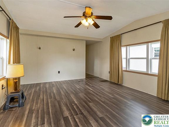 5th image of 8721 Turkey Ridge Rd
