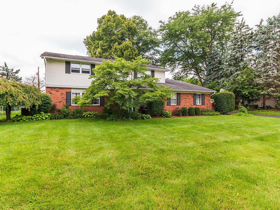 1st image of 9951 Circle Dr NW