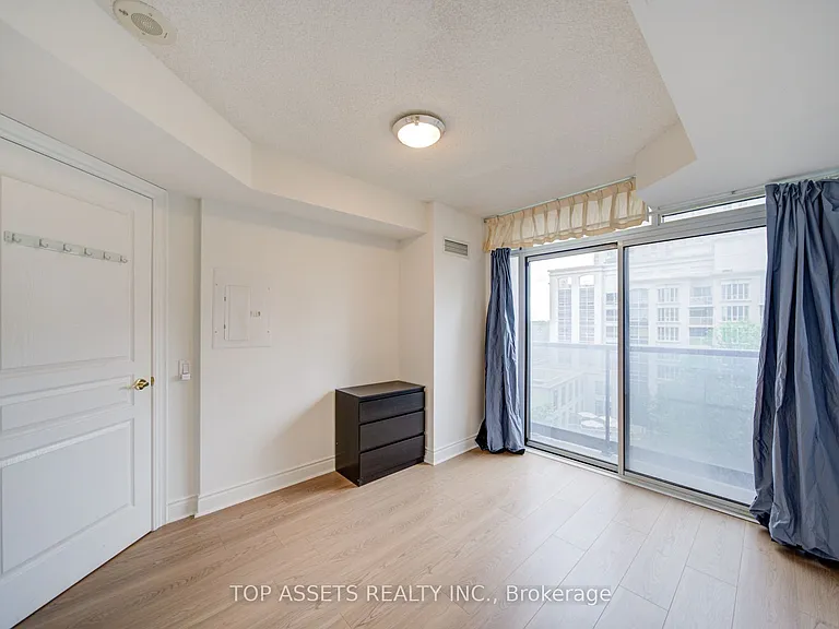 10 Northtown Way #606 — Photo 29