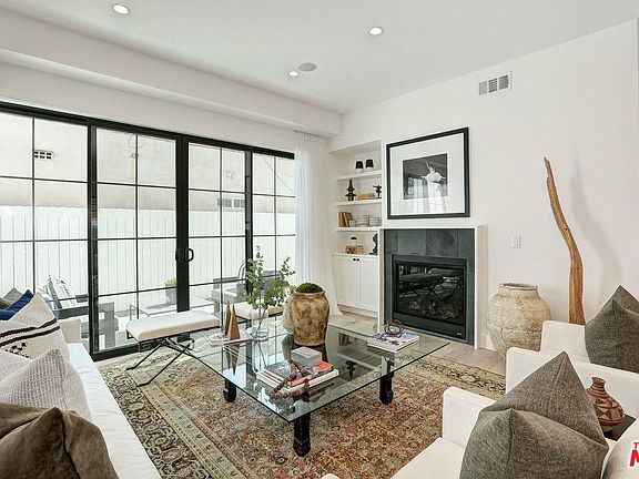 4th image of 3017 Bagley Ave