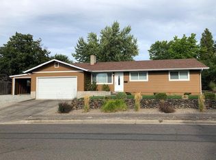 610 N 5th St, Central Pt, OR