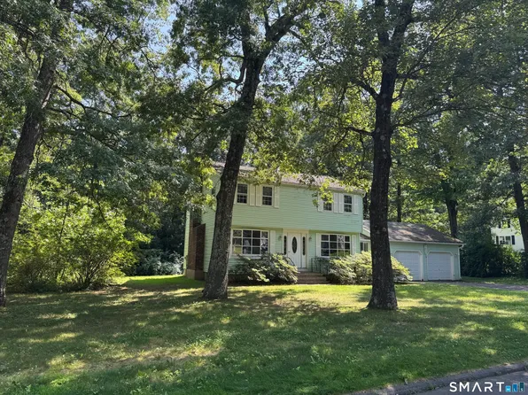23 Maplewood Drive, Ellington, CT 06029