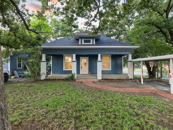 431 E Hull St, Denison, TX 75021