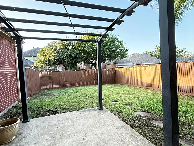 7172 Saint Augustine Dr — Photo 21