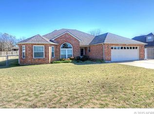 2608 Westwood Dr, Claremore, OK 74017