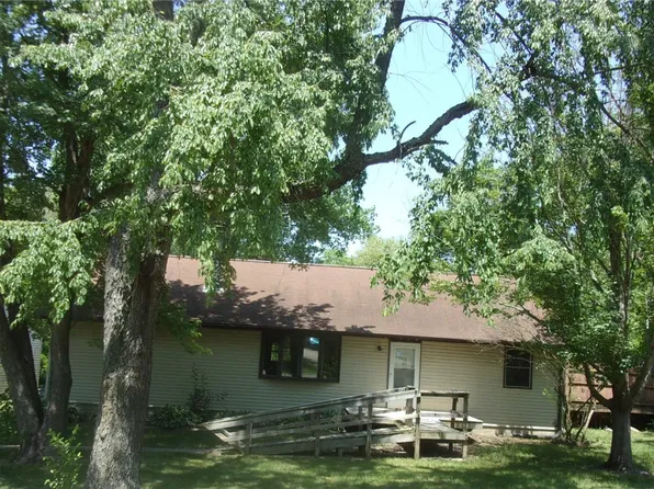 6434 E Fitzgerald Rd, Decatur, IL 62521