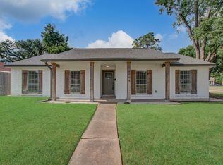 2002 Seagate Ln, Houston, TX 77062
