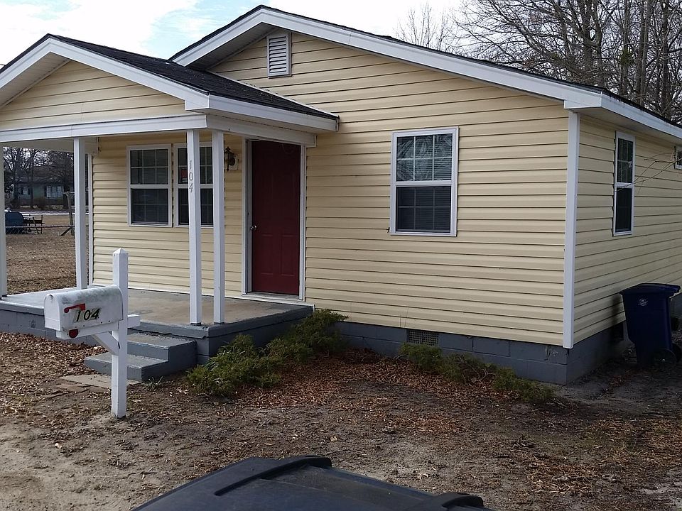 1st image of 104 Joyner St