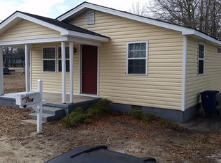 104 Joyner St, La Grange, NC 28551