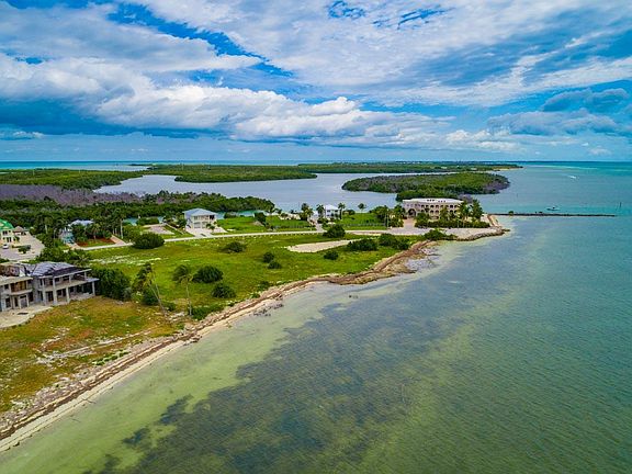 5th image of 63 Coco Plum Dr