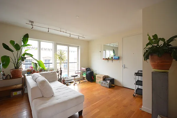 Rented by Corcoran | media 1