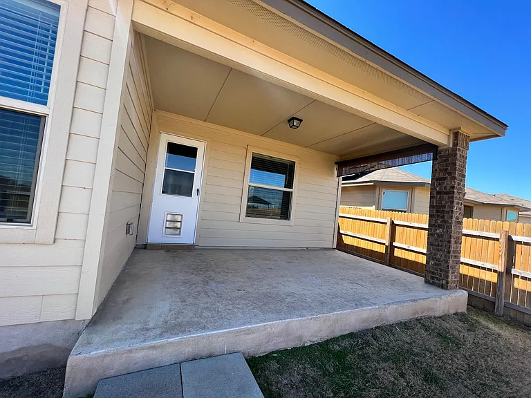 113 Kyra Ln — Photo 23
