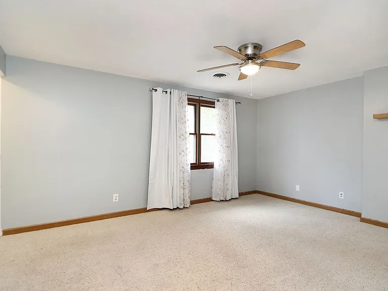 411 Timberwick Pl — Photo 25