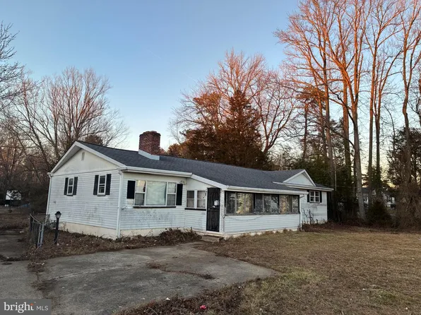 1053 Clayton Rd, Williamstown, NJ 08094