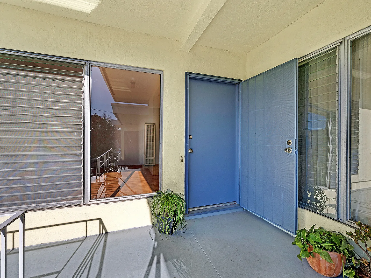 2 bed, 650 sqft, $2,495 — Photo 4