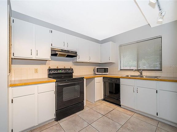 5th image of 600 Cranes Way APT 202