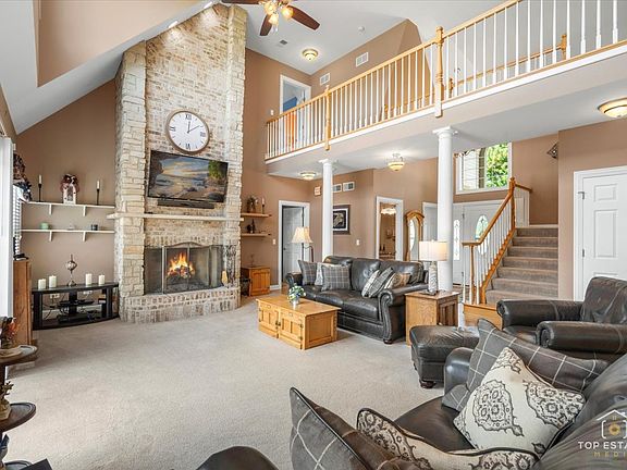 4th image of 5350 Goldenrod Dr