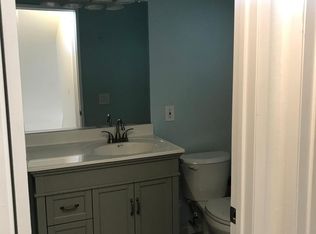 435 W Ninth F 1 St, Upland, CA 91786