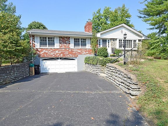 2nd image of 2812 McFarlan Park Dr