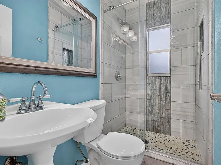 12496 136th Ln — Photo 31