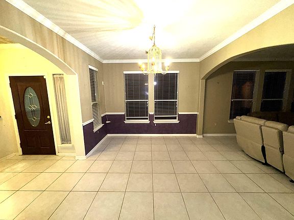 5th image of 51 N Country Gate Cir