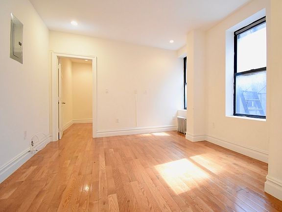 3rd image of 609 W 151st St #1DD